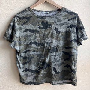 ZARA Cropped Camo Tee / Size S